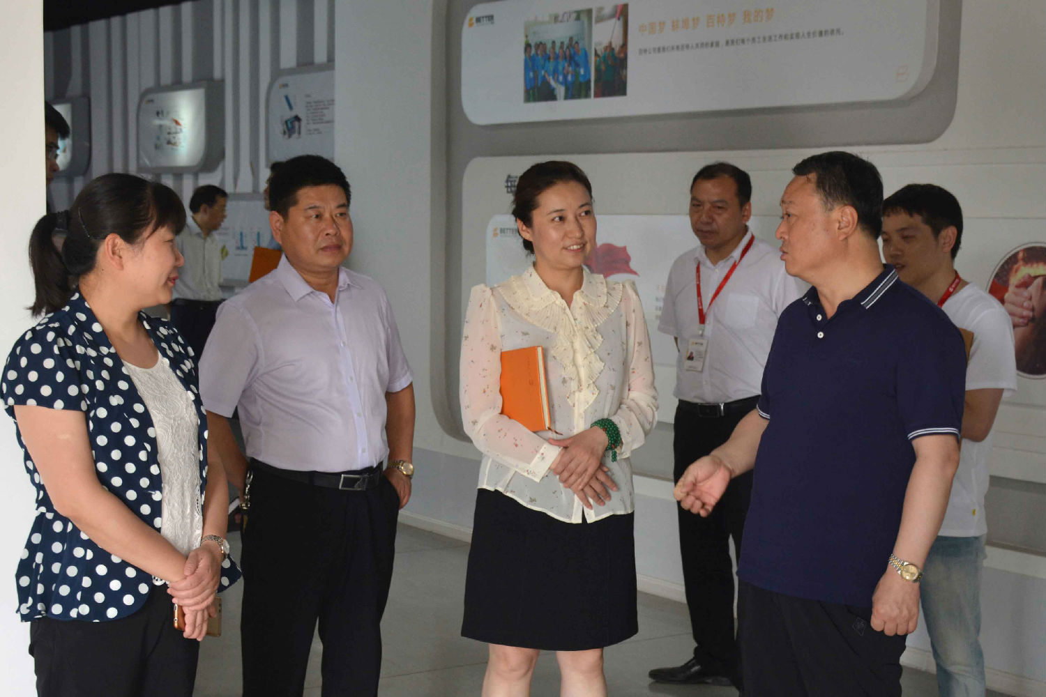 蚌埠市委常委，市人民政府常務副市長鄭東濤一行蒞臨百特公司考察指導