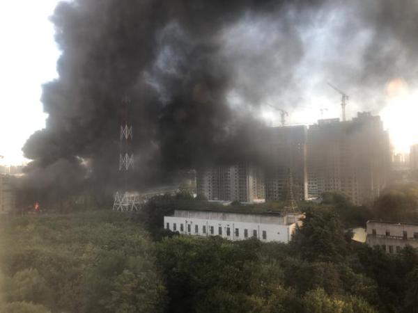 南京一工地發生火災，又是保溫材料失火所致